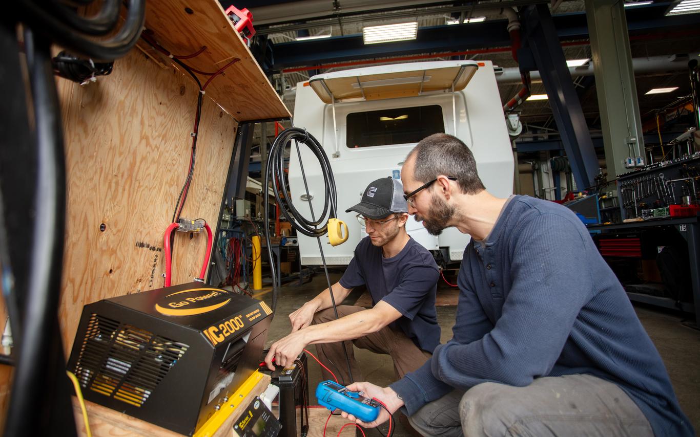 recreation vehicle service technician training